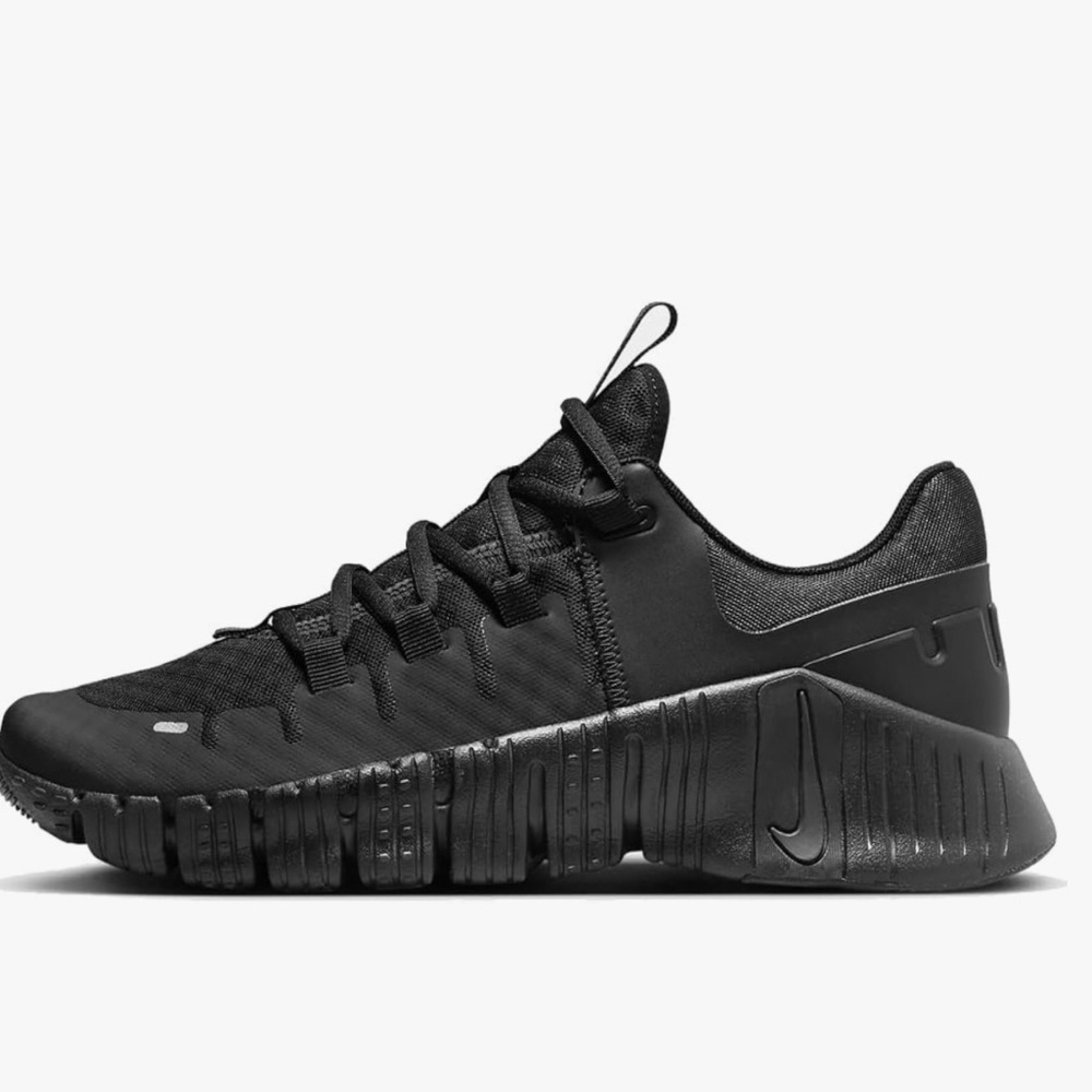 Nike Women's Free Metcon 5 Training Shoes, Full Black size 8